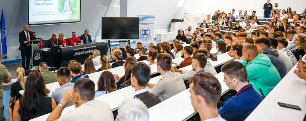 НПСС с поздрав към студентите при откриването на учебната година в НСА